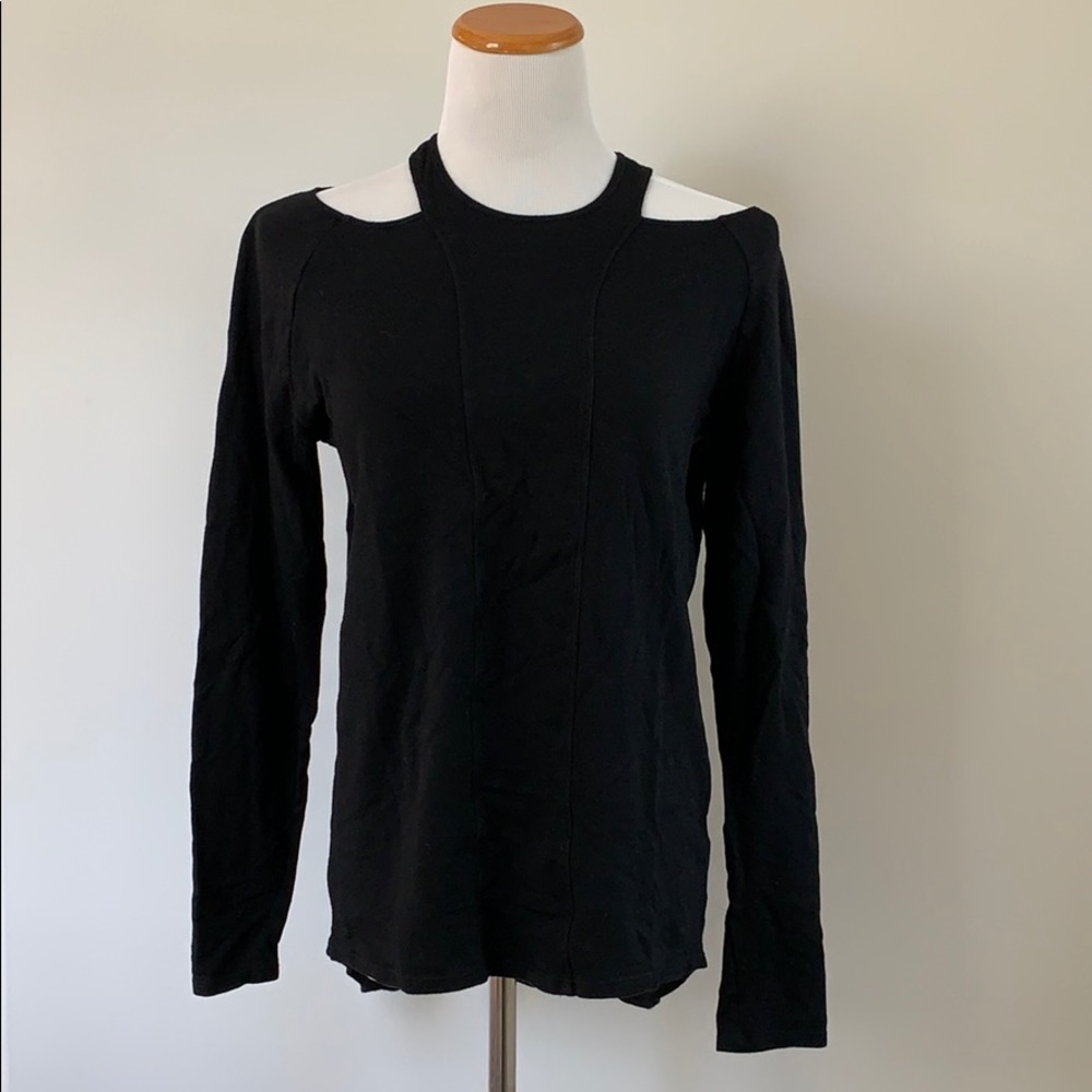 DYI cold shoulder tunic size M
